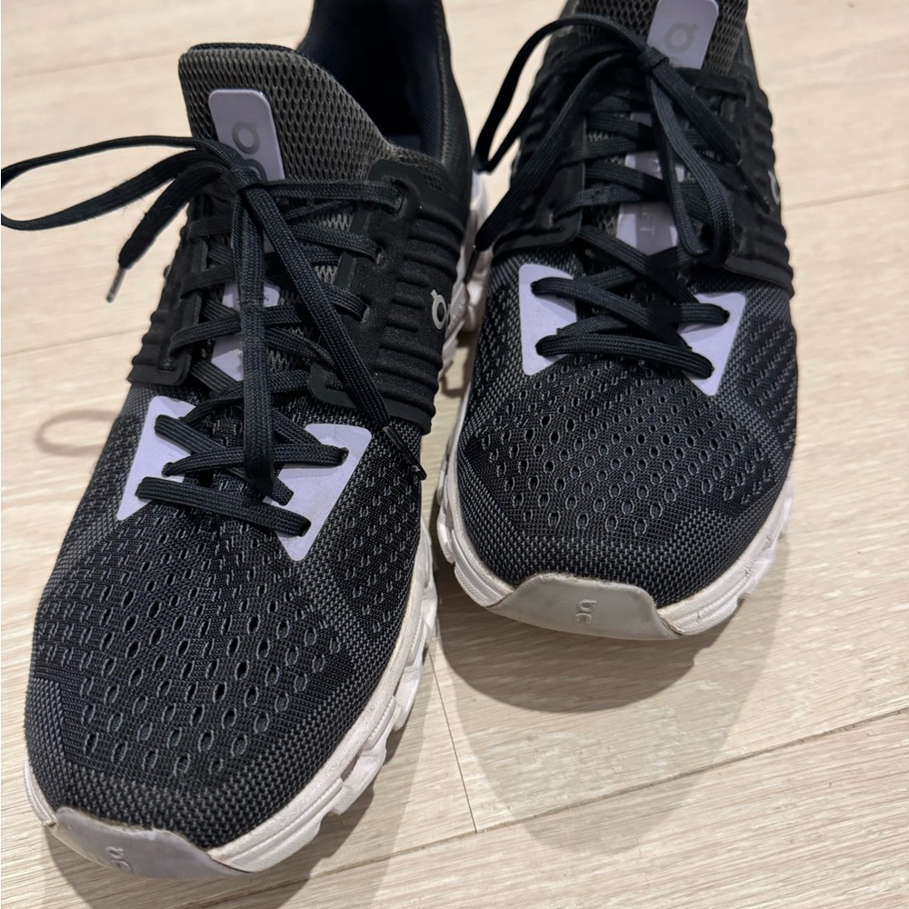 ON CLOUD Black and Lavender  Sneakers